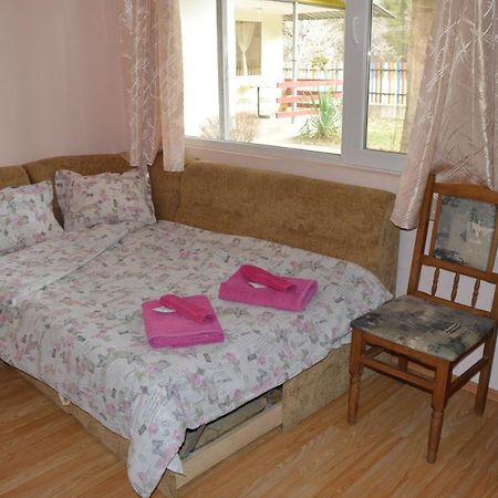 Cherni Osum Къща За Гости Дъга מראה חיצוני תמונה