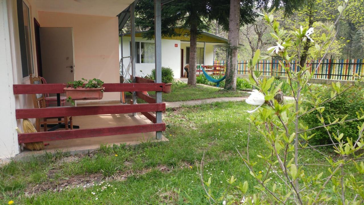 Cherni Osum Къща За Гости Дъга מראה חיצוני תמונה
